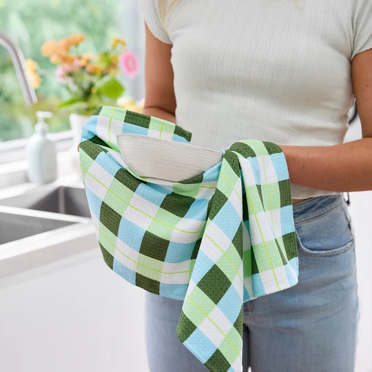 Experience Comfort Anywhere With Smarter Travel Towels HOME25 BINBURRA TEATWL MD APPLTRT 003 SQ 540x
